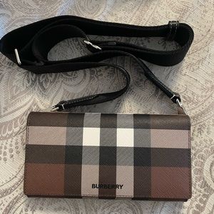 Burberry - Ollie Check E-Canvas Wallet Bag Unisex